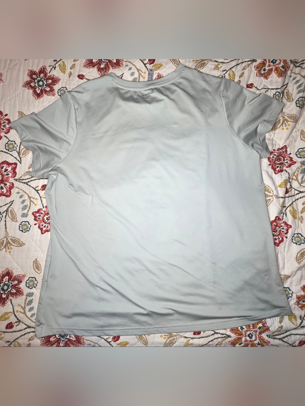 Adidas plus size women's boxy athletic shirt, light green, size 1X, like new - Picture 2 of 9